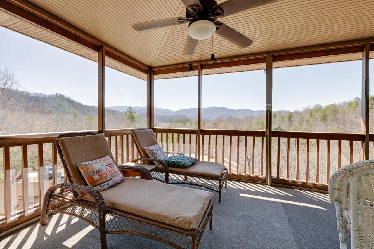 Beautiful Bryson City Home With Hot Tub And Mtn Views! Exterior photo