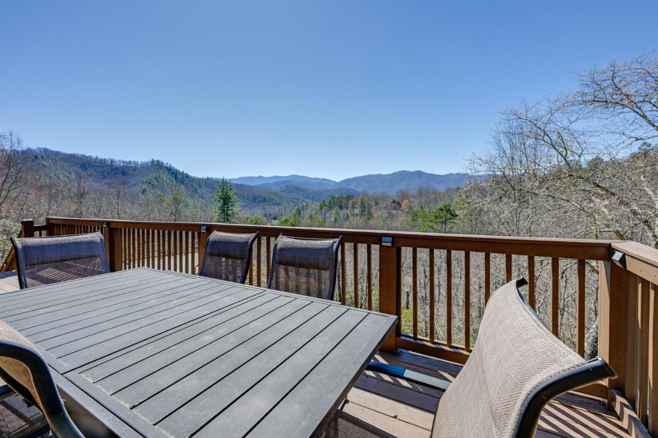 Beautiful Bryson City Home With Hot Tub And Mtn Views! Exterior photo