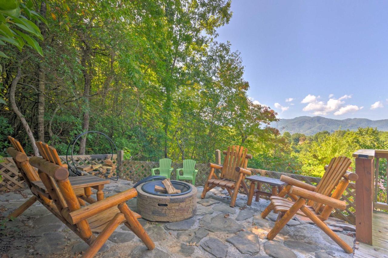 Beautiful Bryson City Home With Hot Tub And Mtn Views! Exterior photo