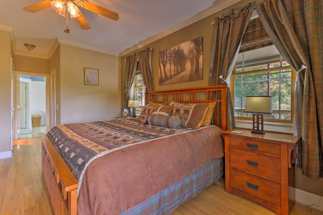 Beautiful Bryson City Home With Hot Tub And Mtn Views! Exterior photo